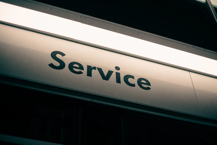 فريق كرينات الرياض وخدمة تأجير الرافعات